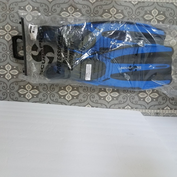 Scuba Pro Jet Club Fins Size 8-9 (42-43) New Blue - Picture 5 of 15